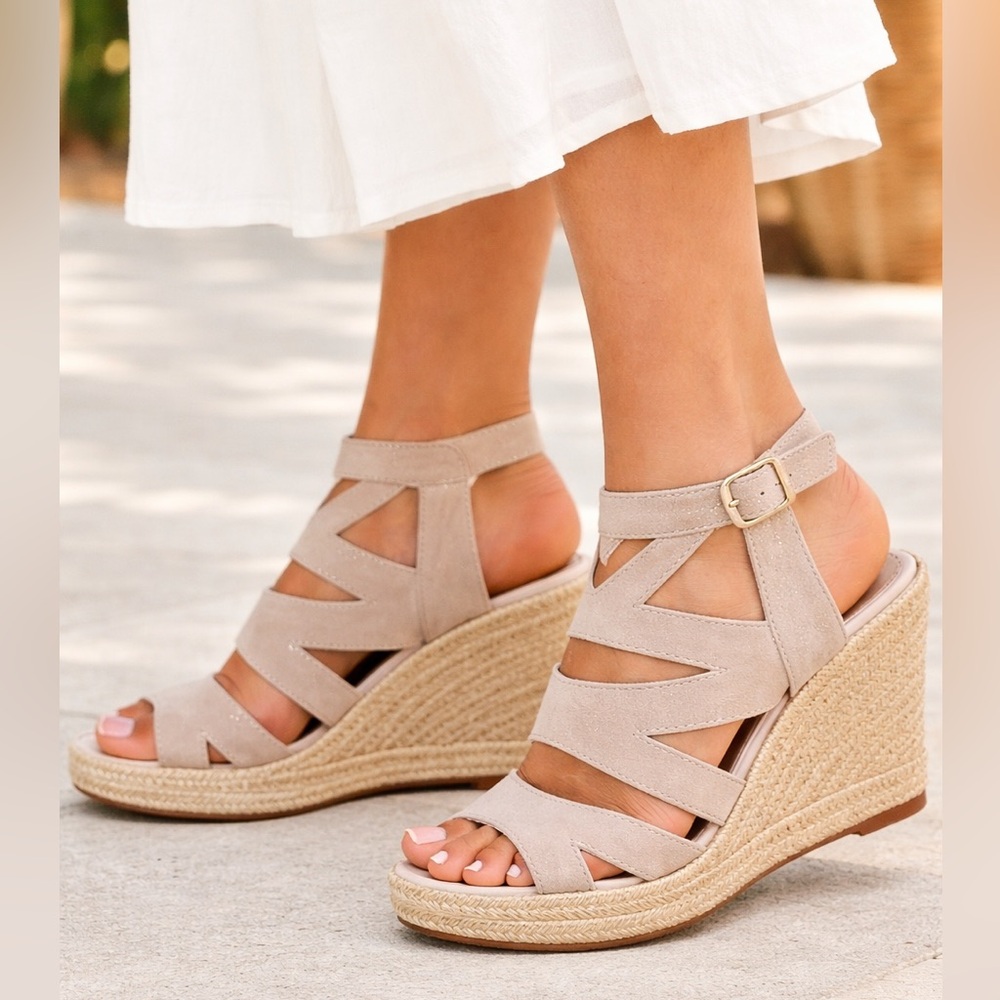 Söfft Women’s 11M Tan Sparkly Leather Platform Espadrille Wedge Sandals NWOB